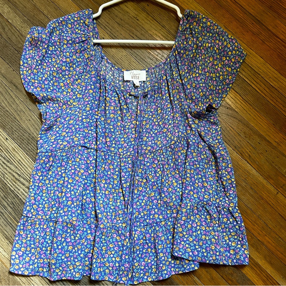Hippie rose size small blouse